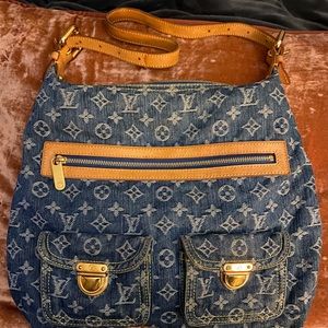 Authentic Louis Vuitton Denim Baggy GM 🧡